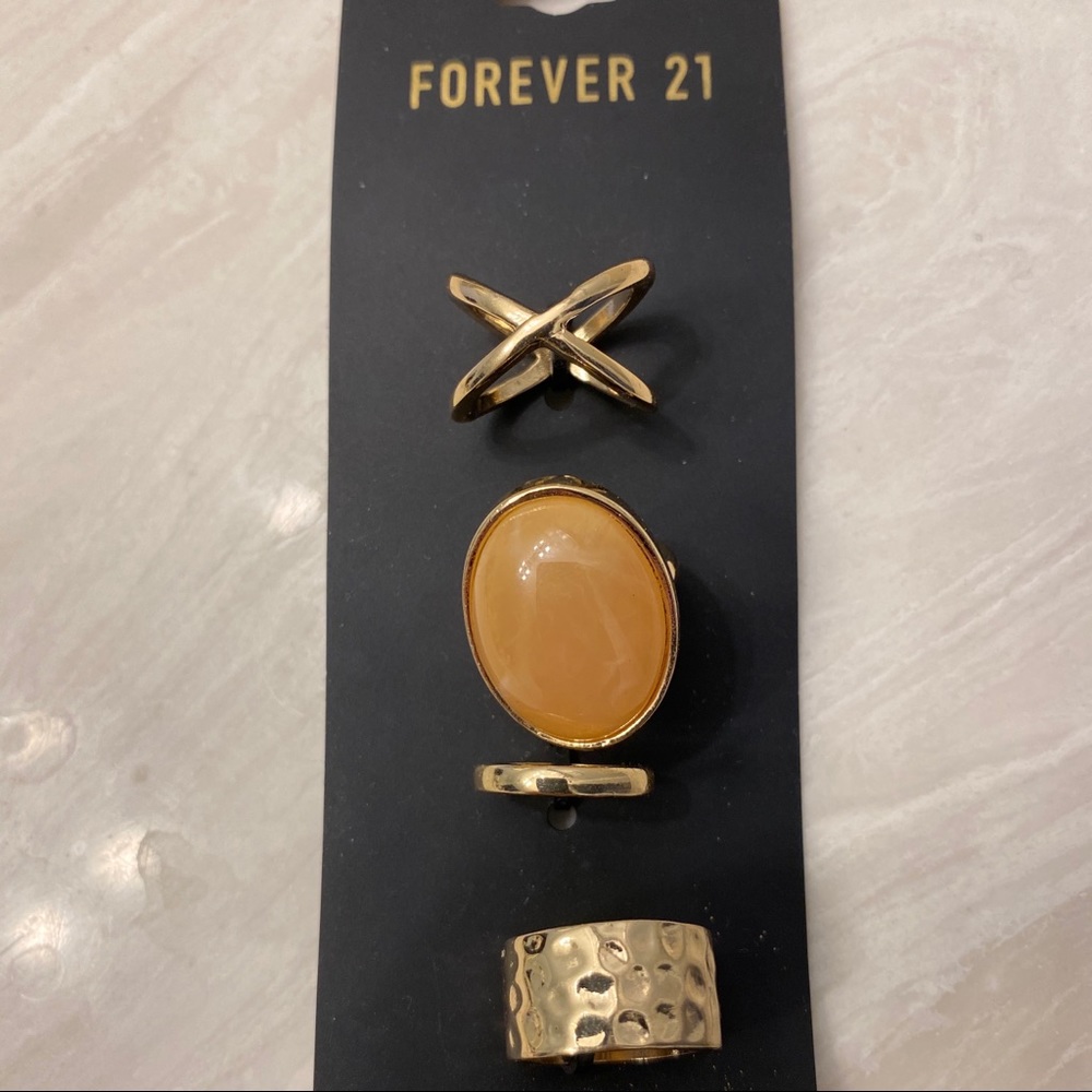 ⚡️2 for $20 Forever 21 Ring Set